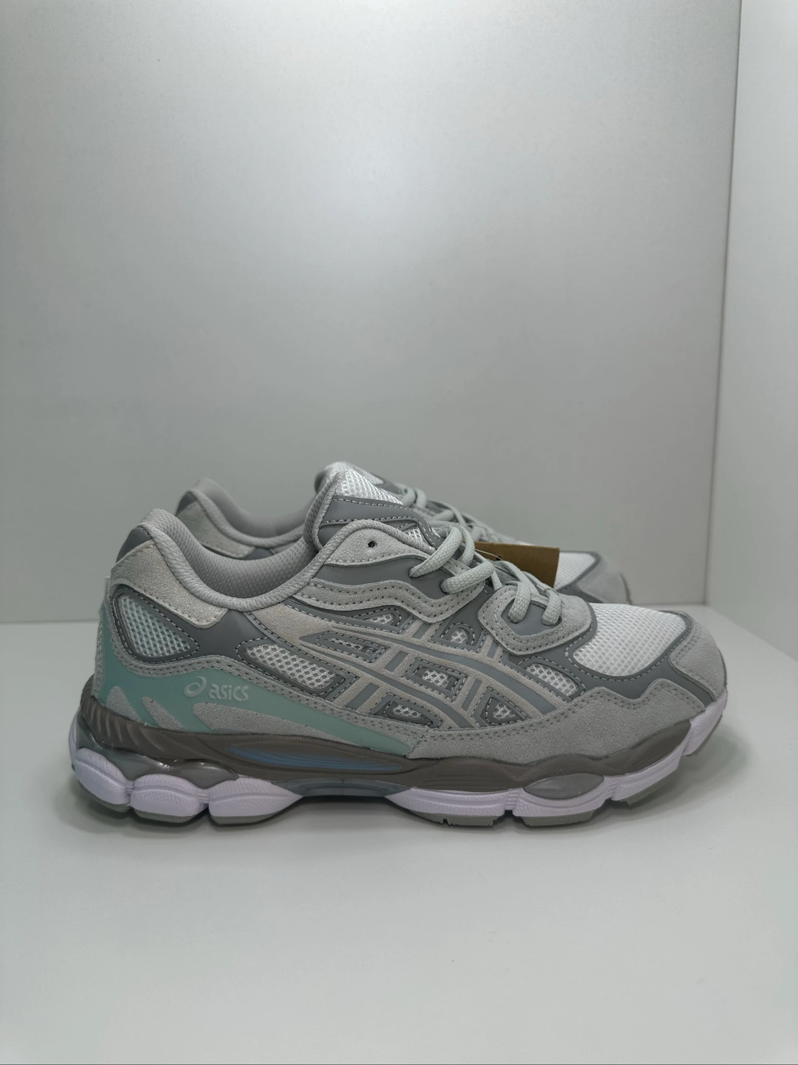 🩶 ASICS Gel – Taille 42 🩶 – photo 2